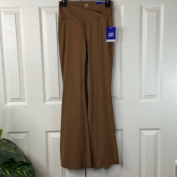 JoyLab High-Rise Flare Extra Long Length
Various Sizes - Picture 3 of 13